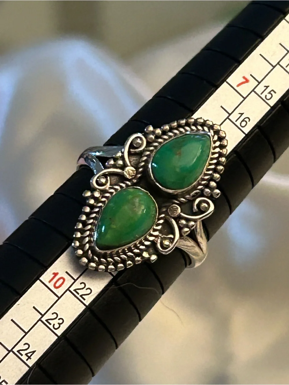 Sterling Silver Green Mojhave Double Teardrop Ring size 8.5 - Picture 2 of 8